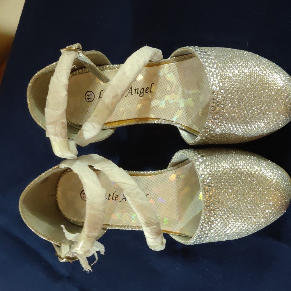 (NWOT) Little Angels Dress shoes - Picture 2 of 6